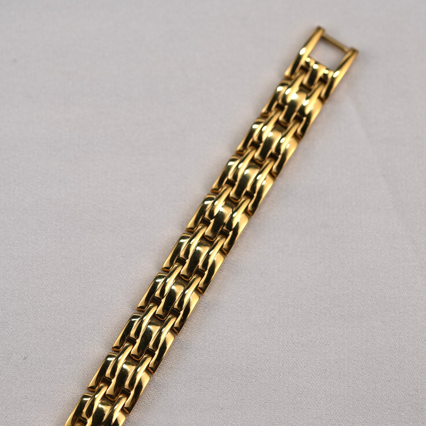 Pulsar V220-X030 Tiger Eye Gold Tone Watch