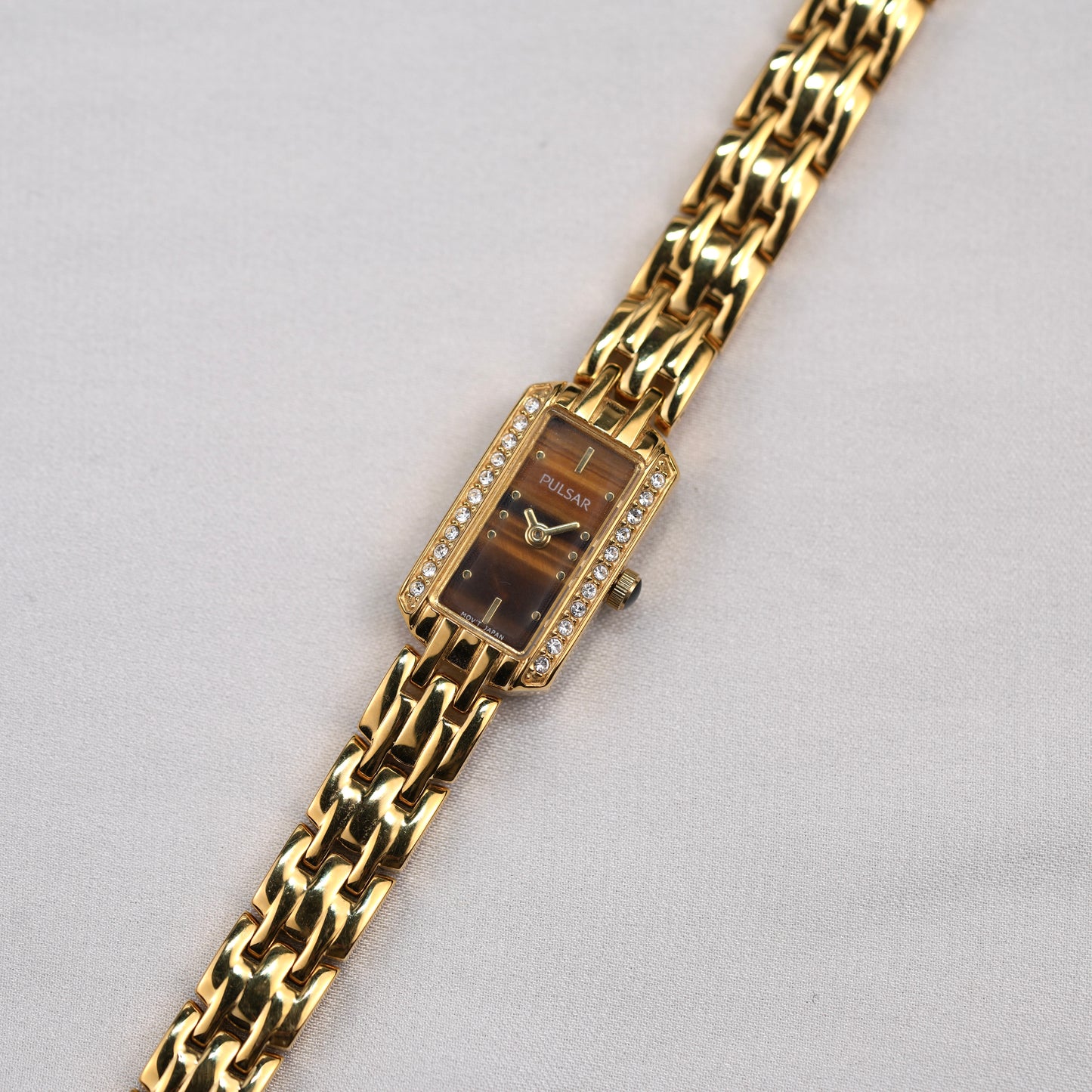 Pulsar V220-X030 Tiger Eye Gold Tone Watch
