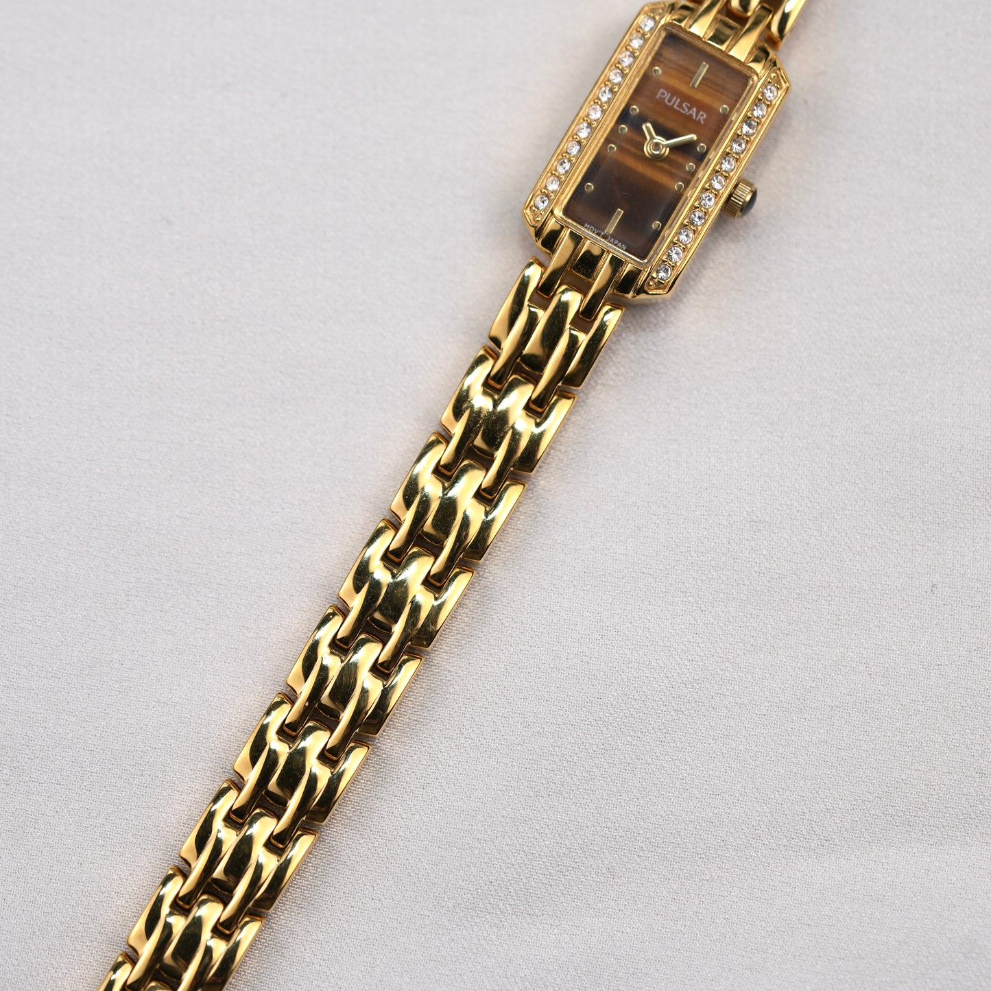Pulsar V220-X030 Tiger Eye Gold Tone Watch