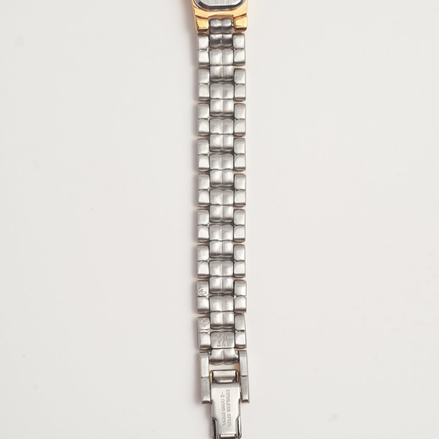 Pulsar V220-6190 Two Tone White Dial (Excellent Condition)