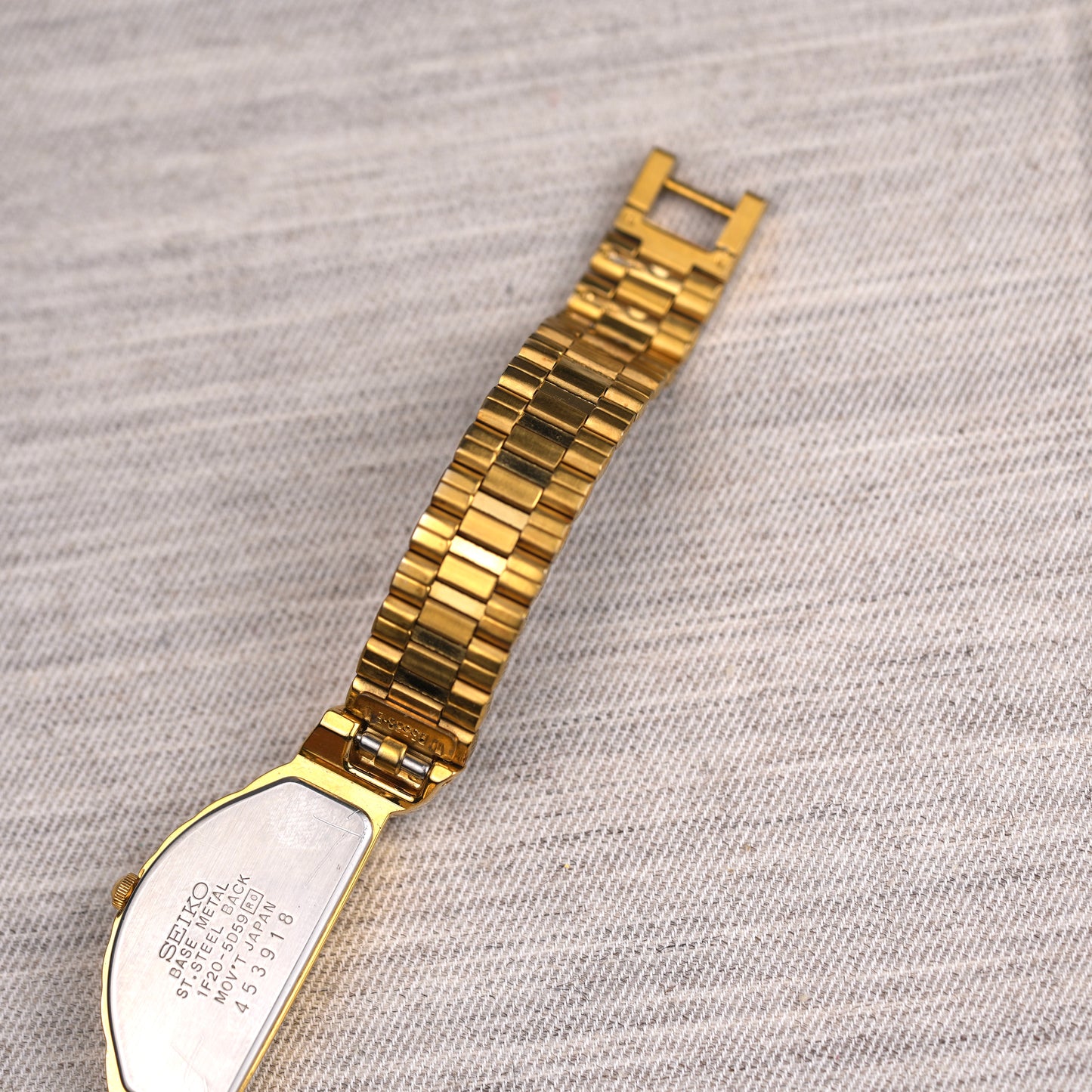 Seiko Half Moon Gold 1F20-5D59 (Good Condition)