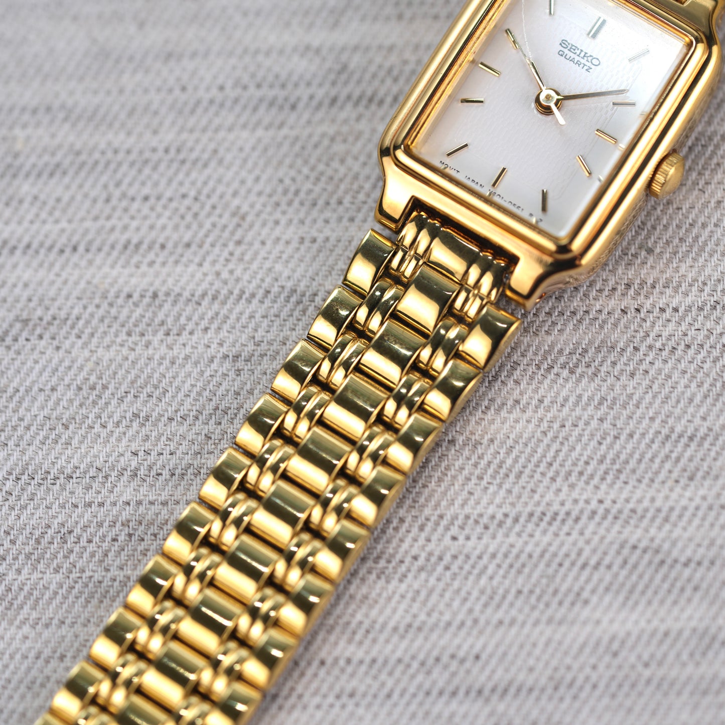 Seiko White Rectangular Tank Watch V401-5129