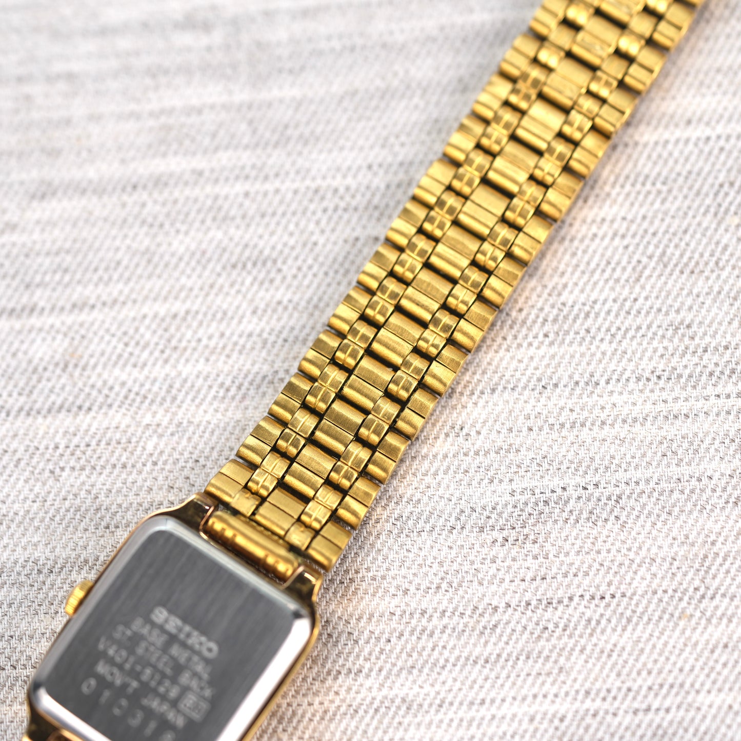 Seiko White Rectangular Tank Watch V401-5129