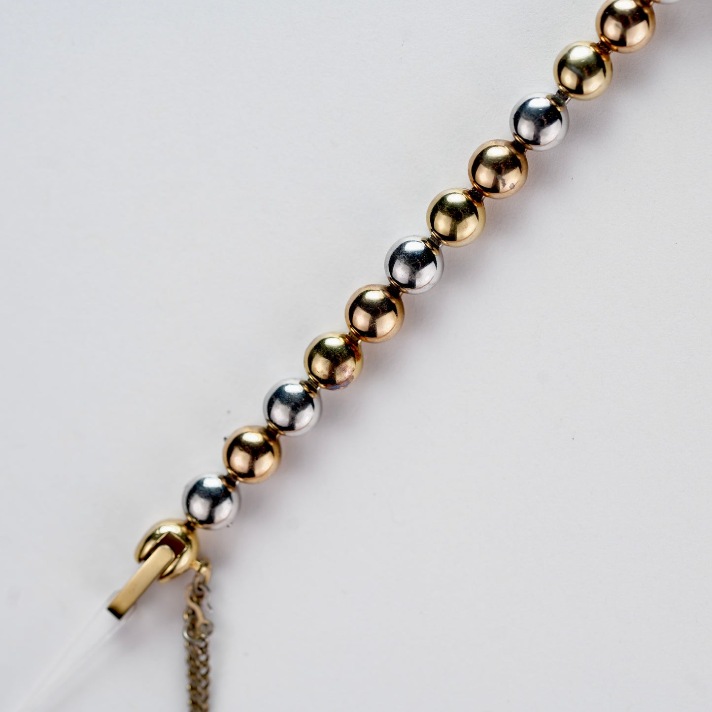 Tiny Seiko Tricolor Beaded Ball Bracelet 1E20-0070