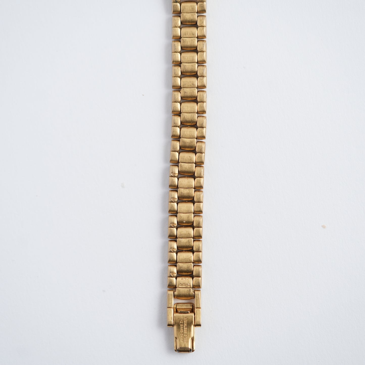 Pulsar V220-6380 MOP Dial Gold Watch (Excellent Condition)