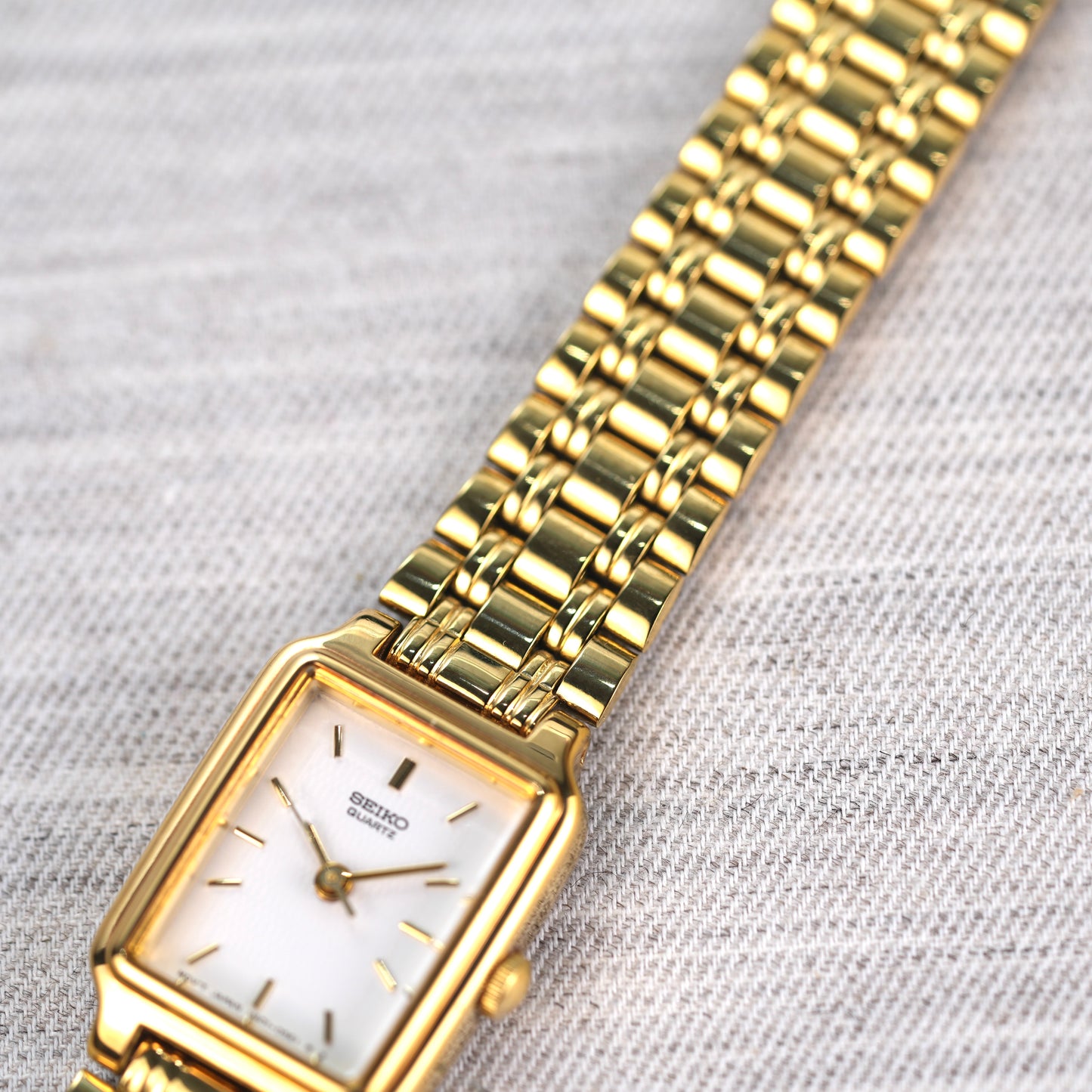 Seiko White Rectangular Tank Watch V401-5129