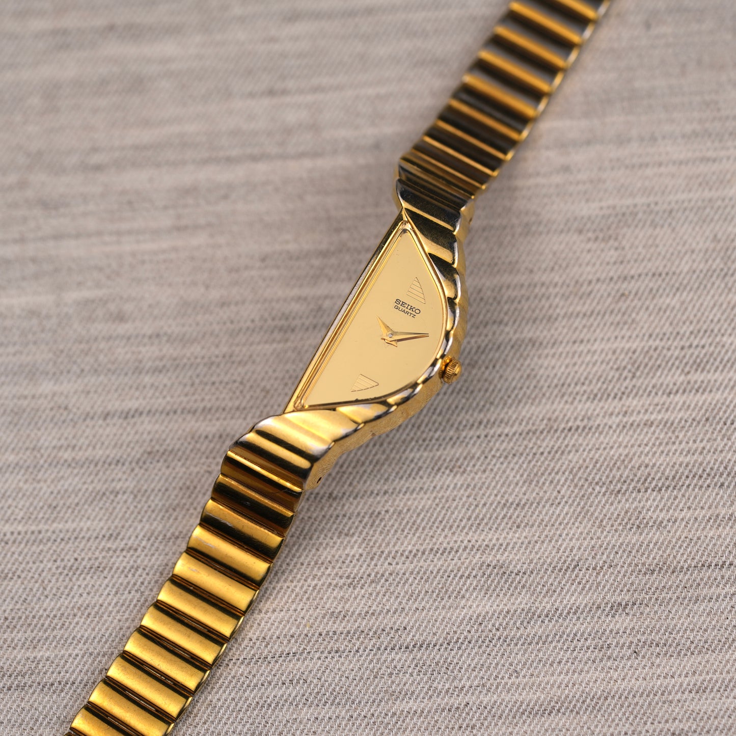 Seiko Half Moon Gold 1F20-5D59 (Good Condition)