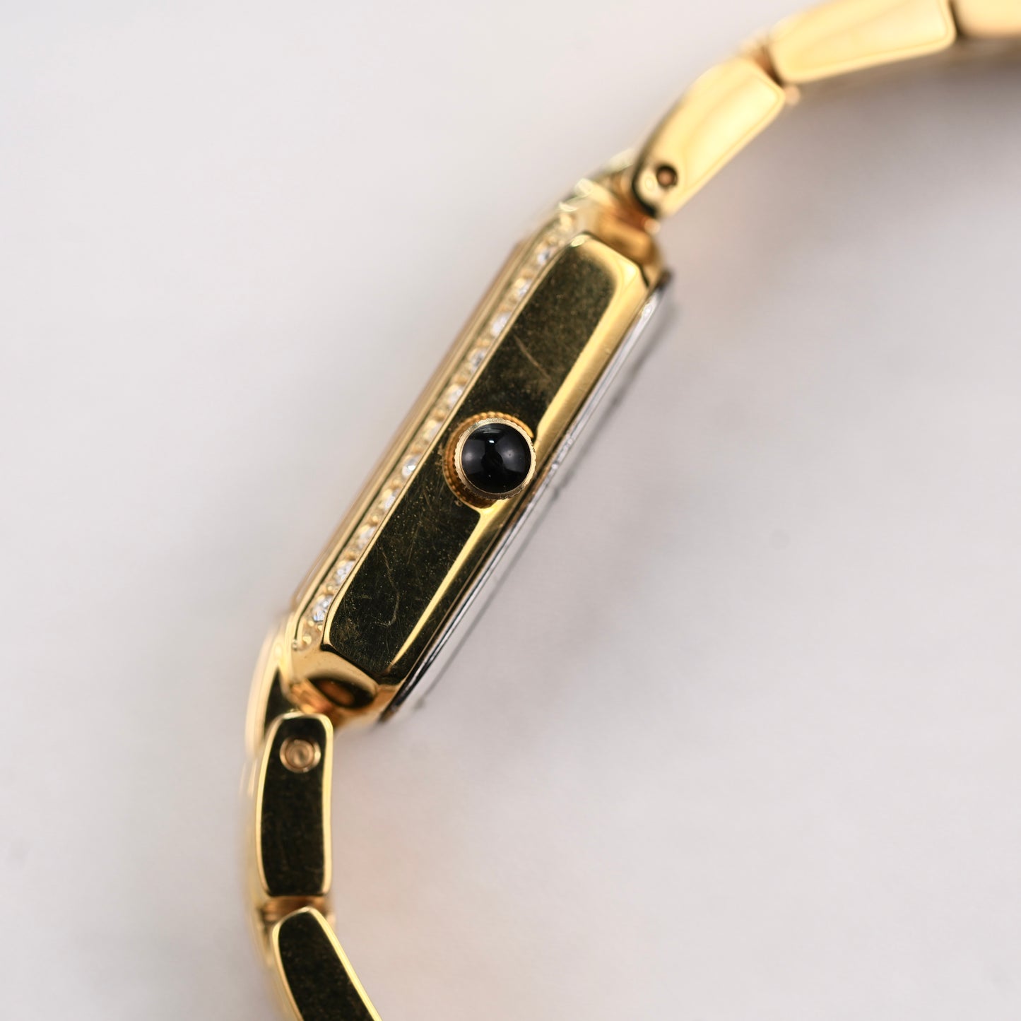 Pulsar V220-X030 Tiger Eye Gold Tone Watch