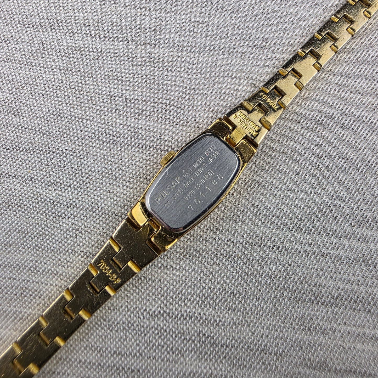 Pulsar V220-6270 White Textured Dial Watch