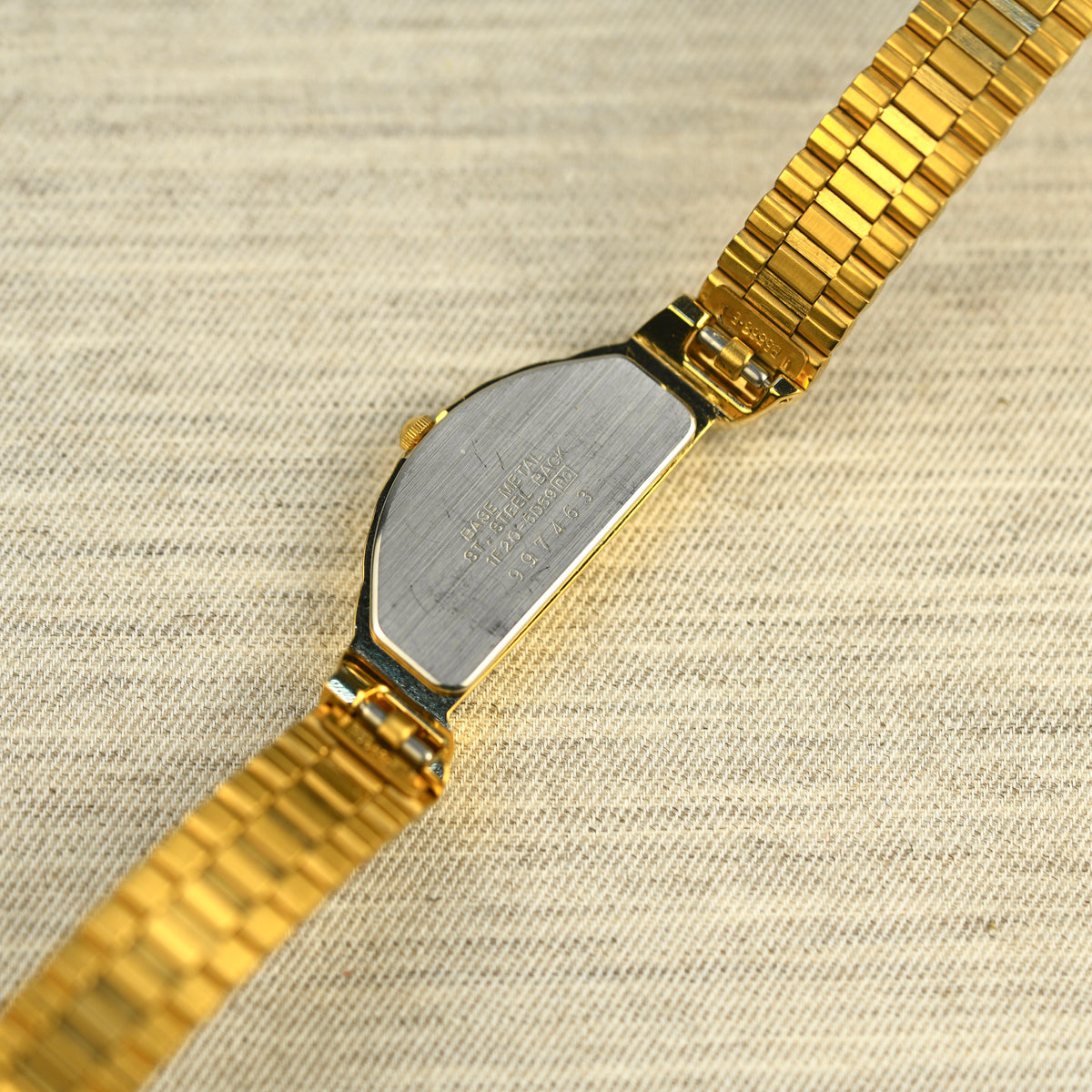 Seiko Half Moon Gold 1F20-5D59 (Excellent Condition)