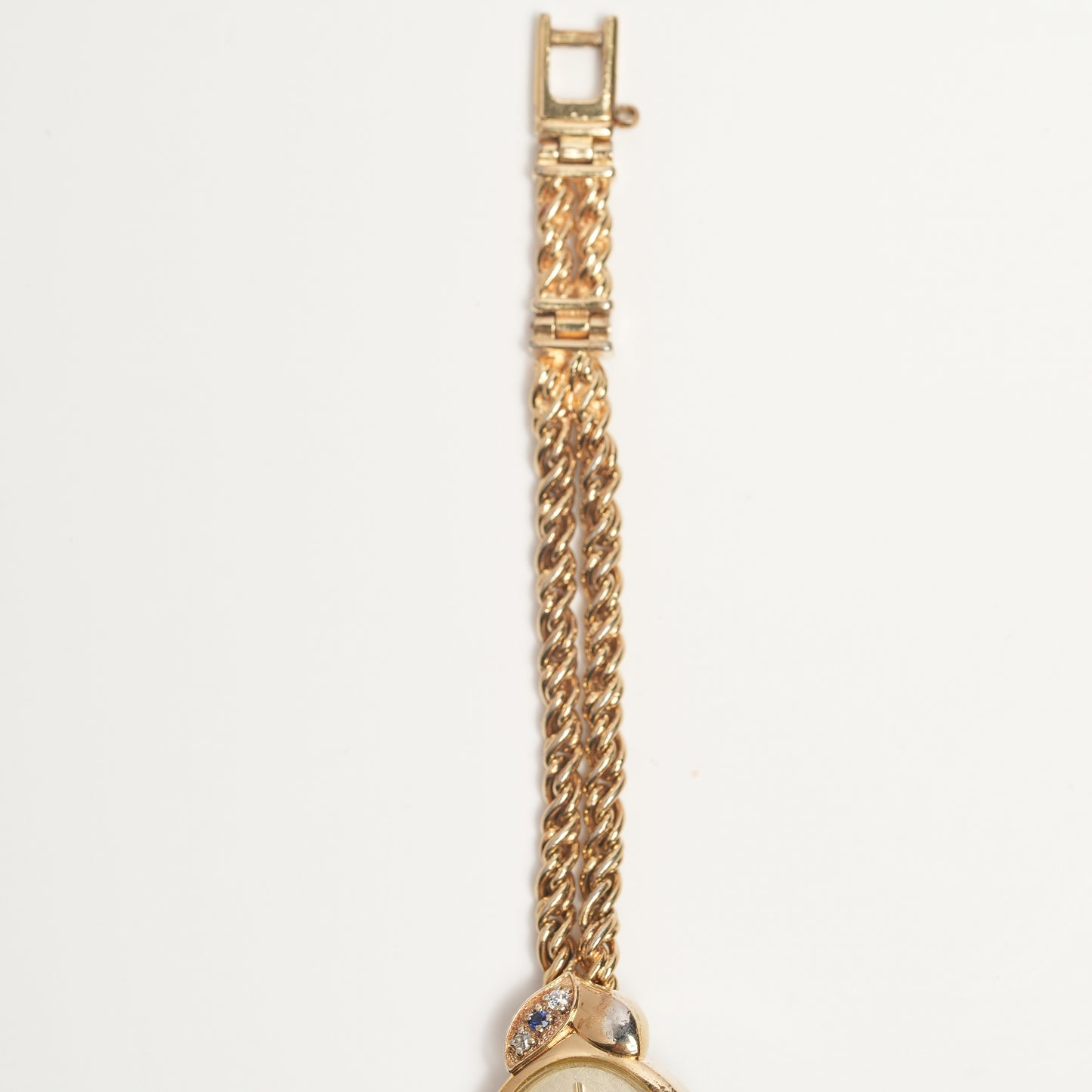 Seiko 2E20-5320 Sapphire Accent Watch