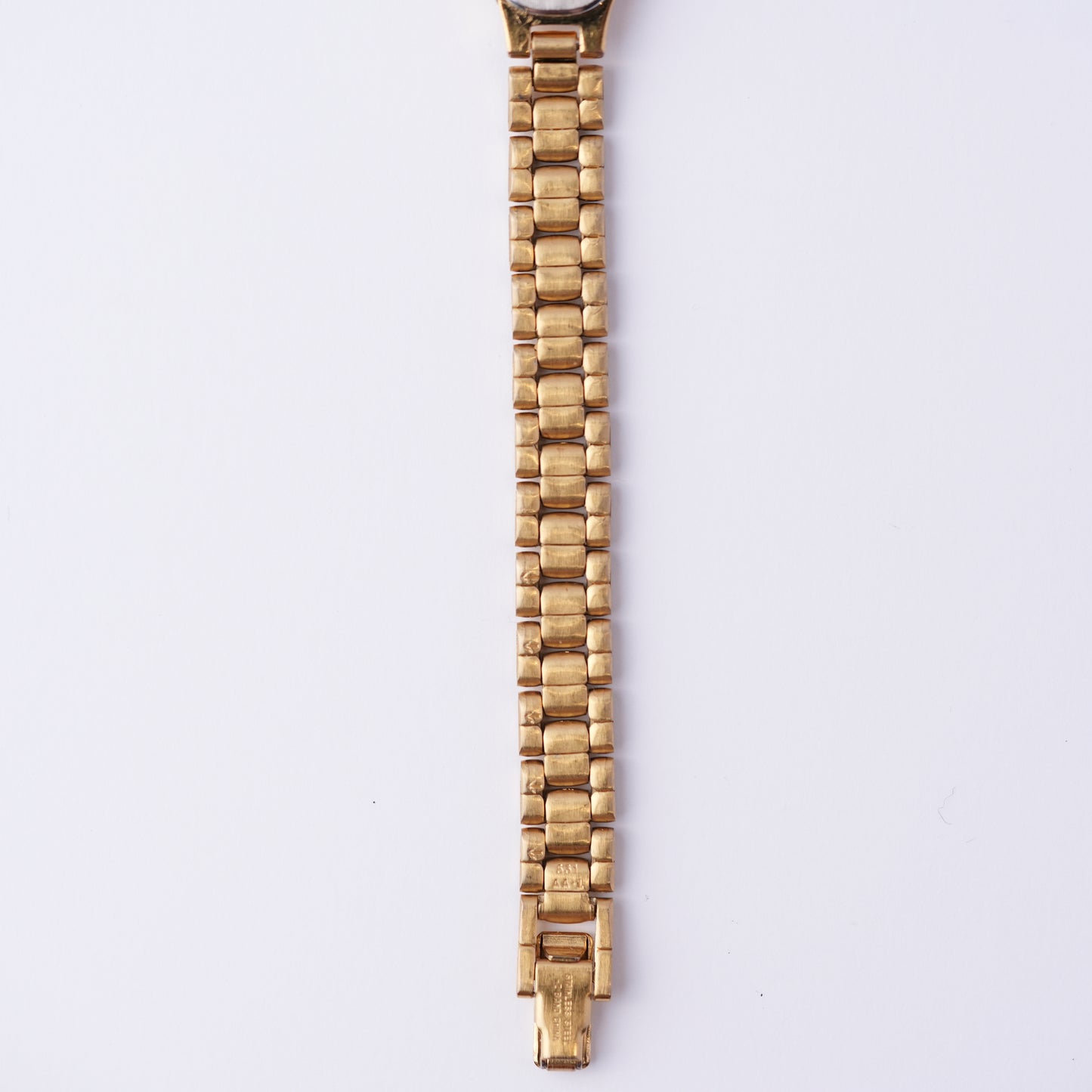 Pulsar V220-6380 MOP Dial Gold Watch (Excellent Condition)