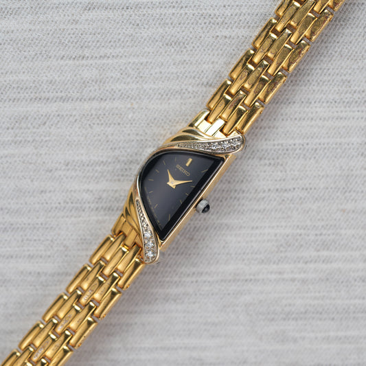 Seiko Half Moon Black Diamond Bezel 2E20-7309 (Fair Condition)